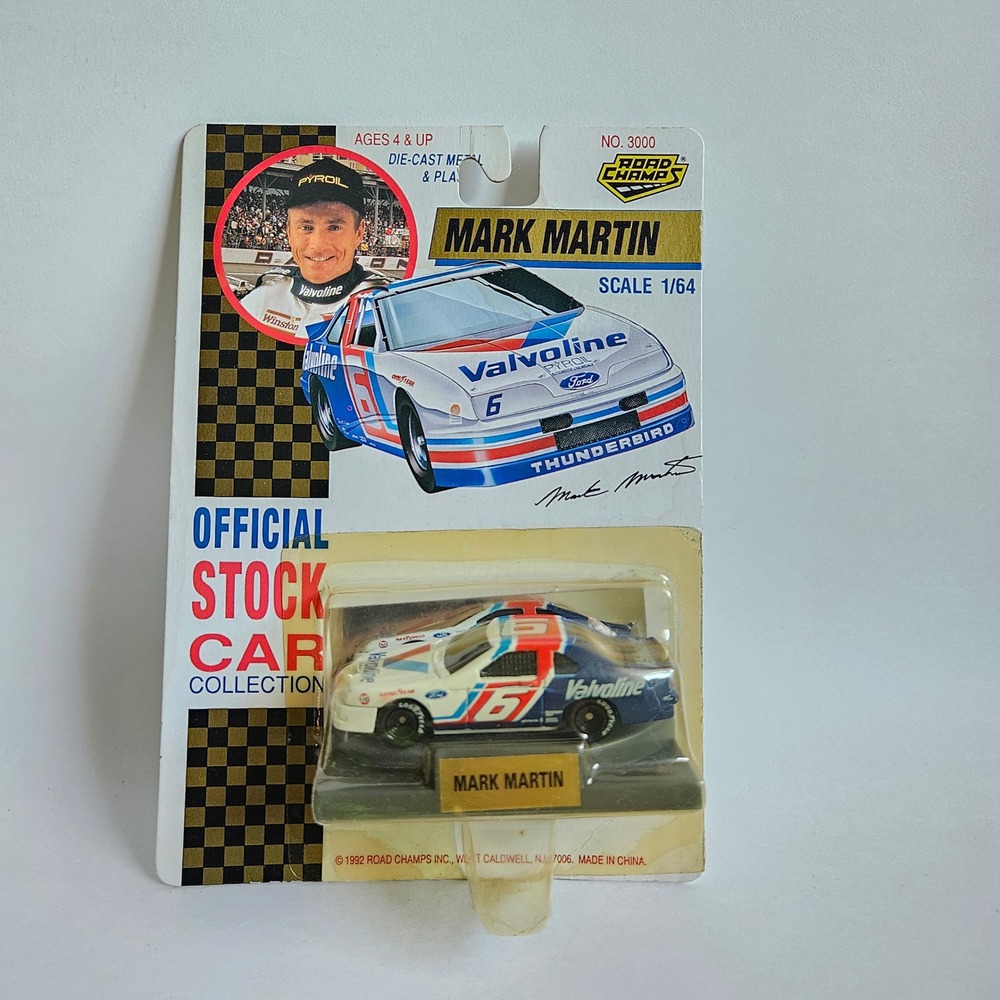 1992 Road Champs Mark Martin 6 Valvoline Ford Thunderbird 1/64 Diecast No. 3000